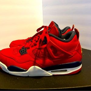 Air Jordan 4 Retro 'FIBA' (2019)